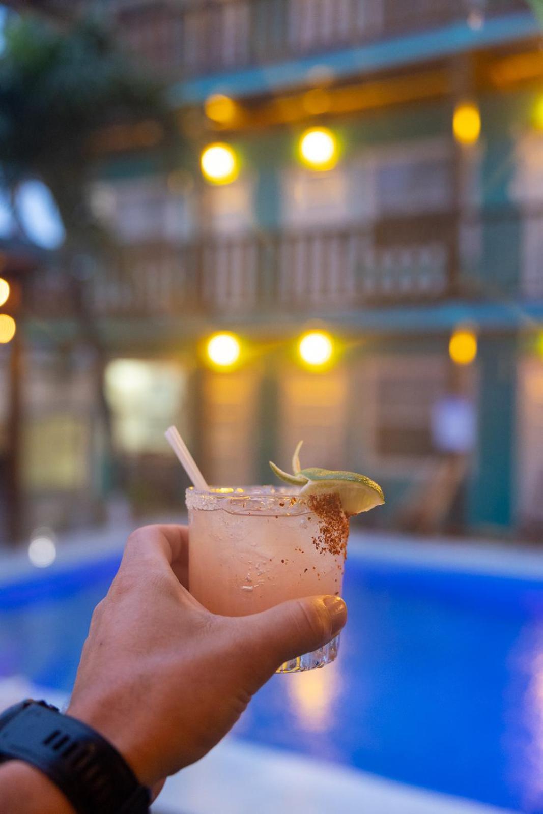 Ocean Tide Beach Resort San Pedro  Zewnętrze zdjęcie