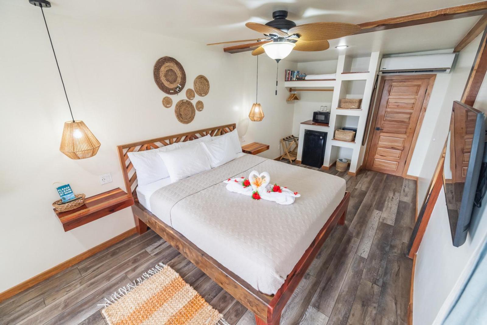 Ocean Tide Beach Resort San Pedro  Zewnętrze zdjęcie